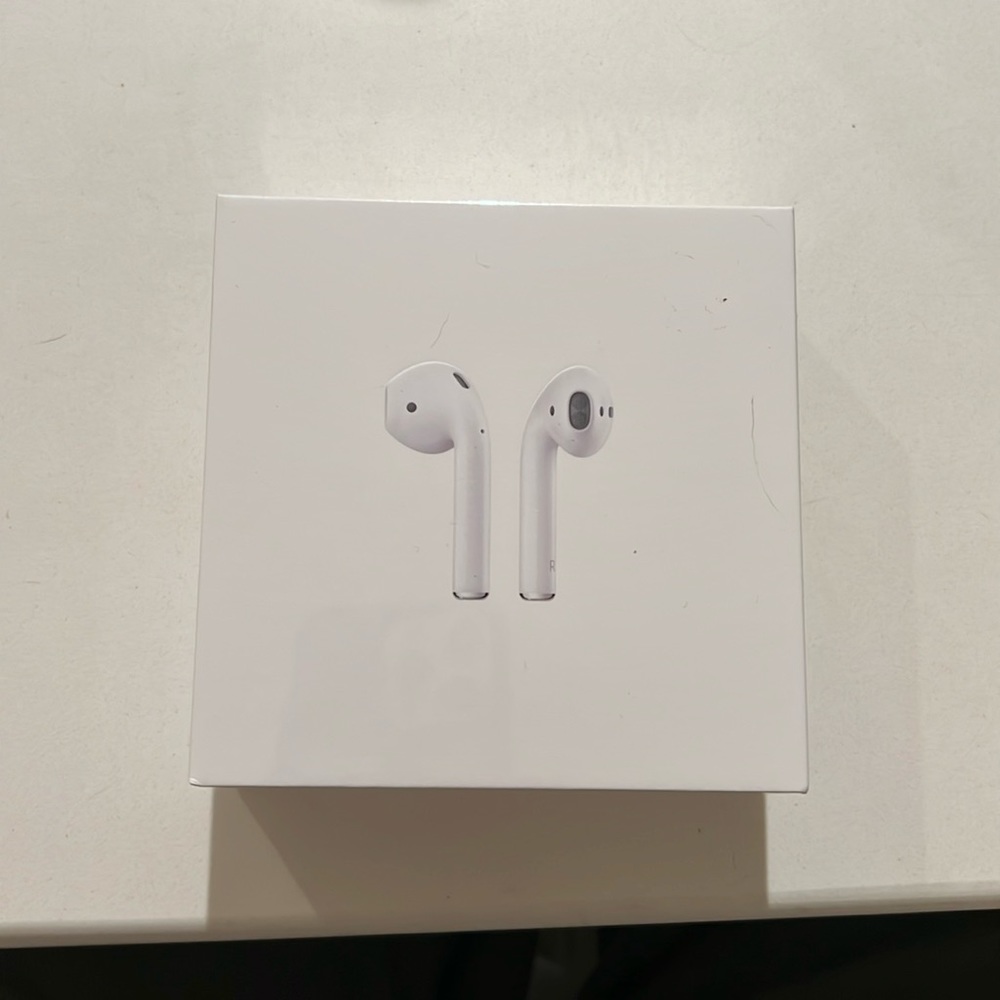 AirPods